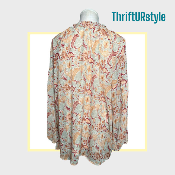 Entro‎ Women's 1X long sleeve Boho floral top, V-neck, Ruffle details - Picture 6 of 9